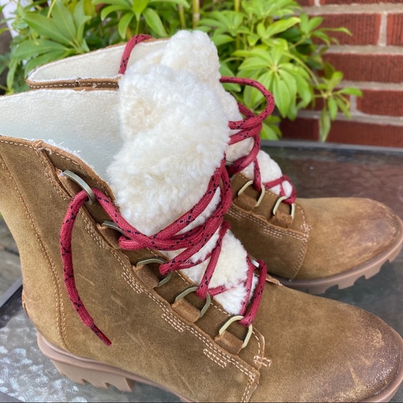 🆕Sorel Phoenix Shearling Waterproof Mid-Heel Boot - Picture 5 of 9